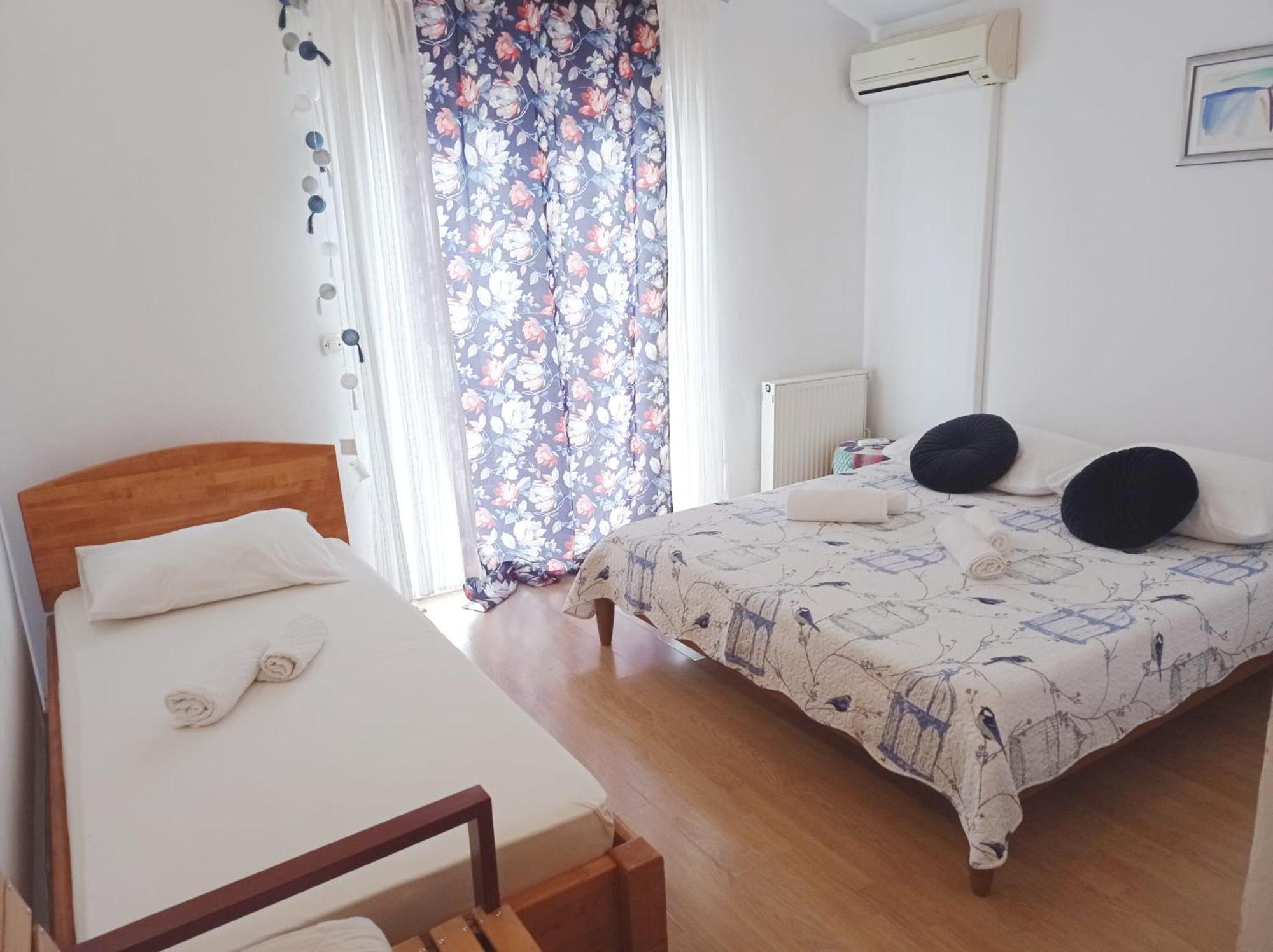 Rooms Slavica Okrug Gornji Phòng bức ảnh